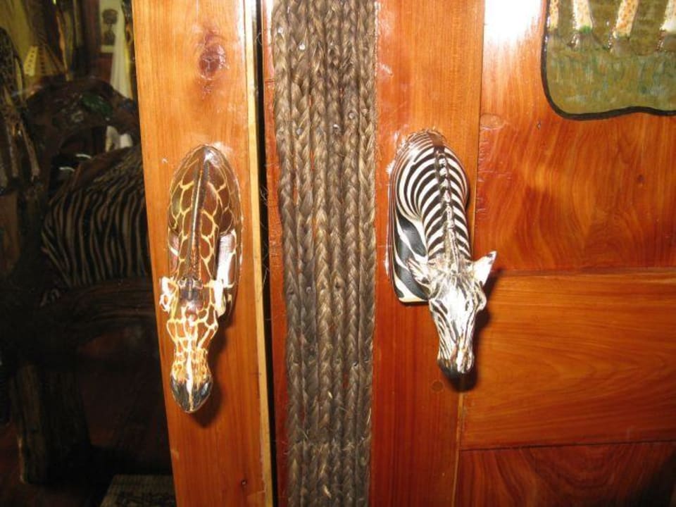 Griffe am Schrank Royal Mara Safari Lodge