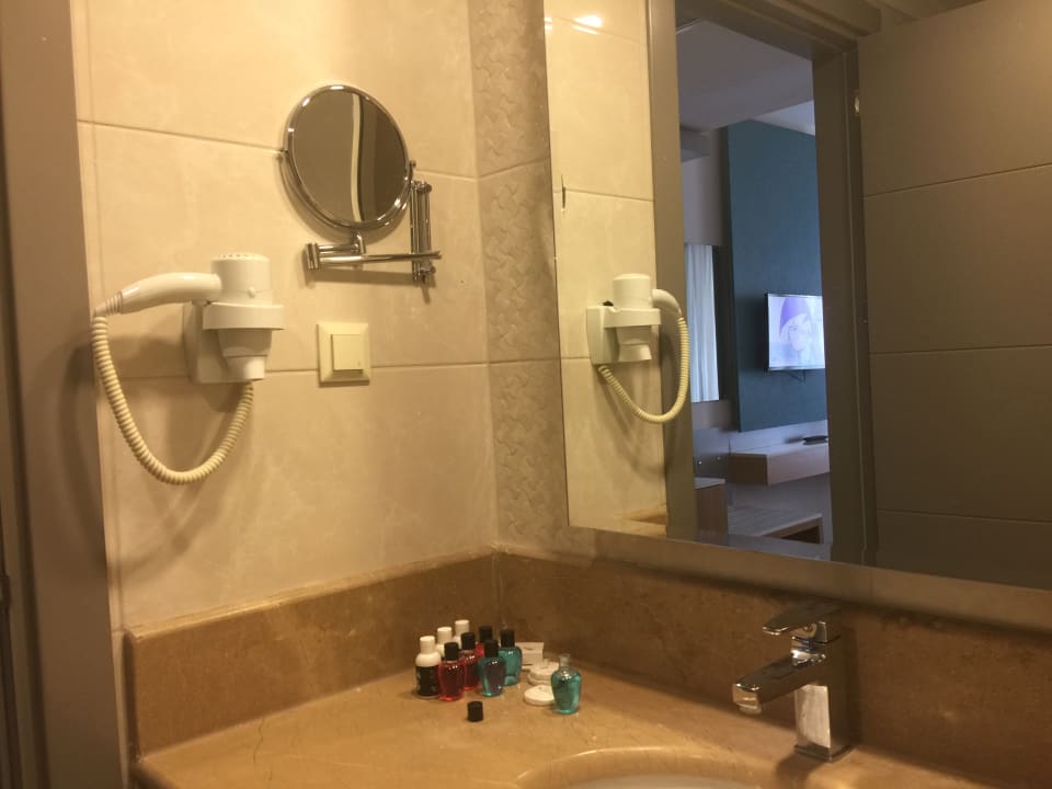 Zimmer Palm World Side Resort & Spa