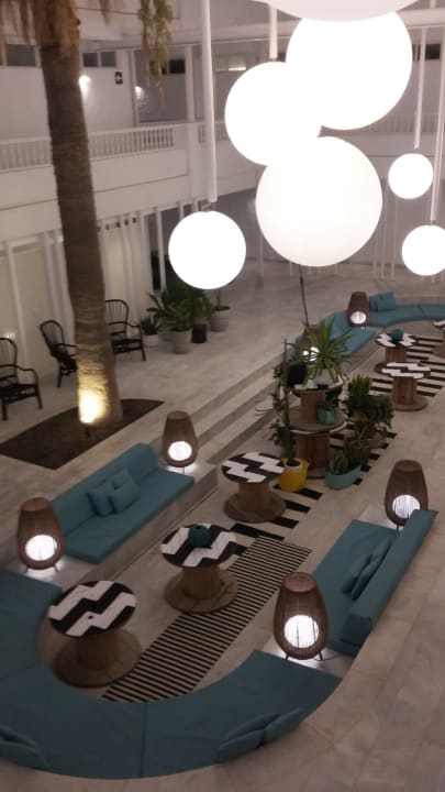 Lobby Hotel Gold by Marina