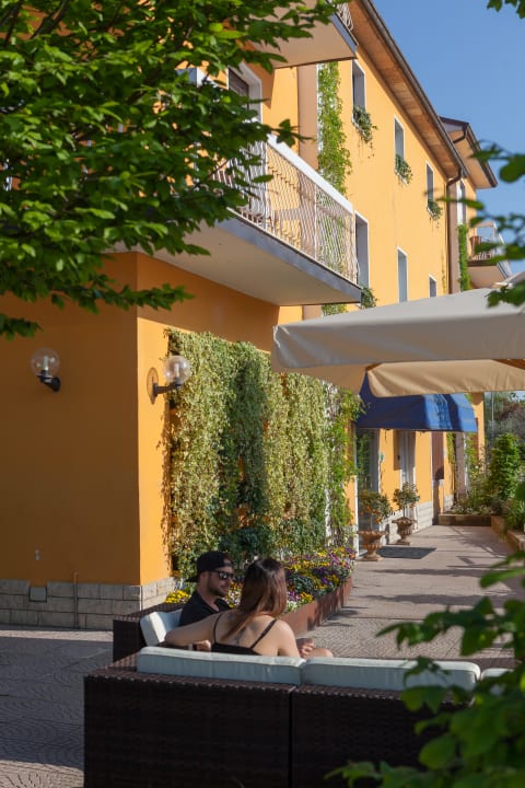 Lobby Hotel Bardolino