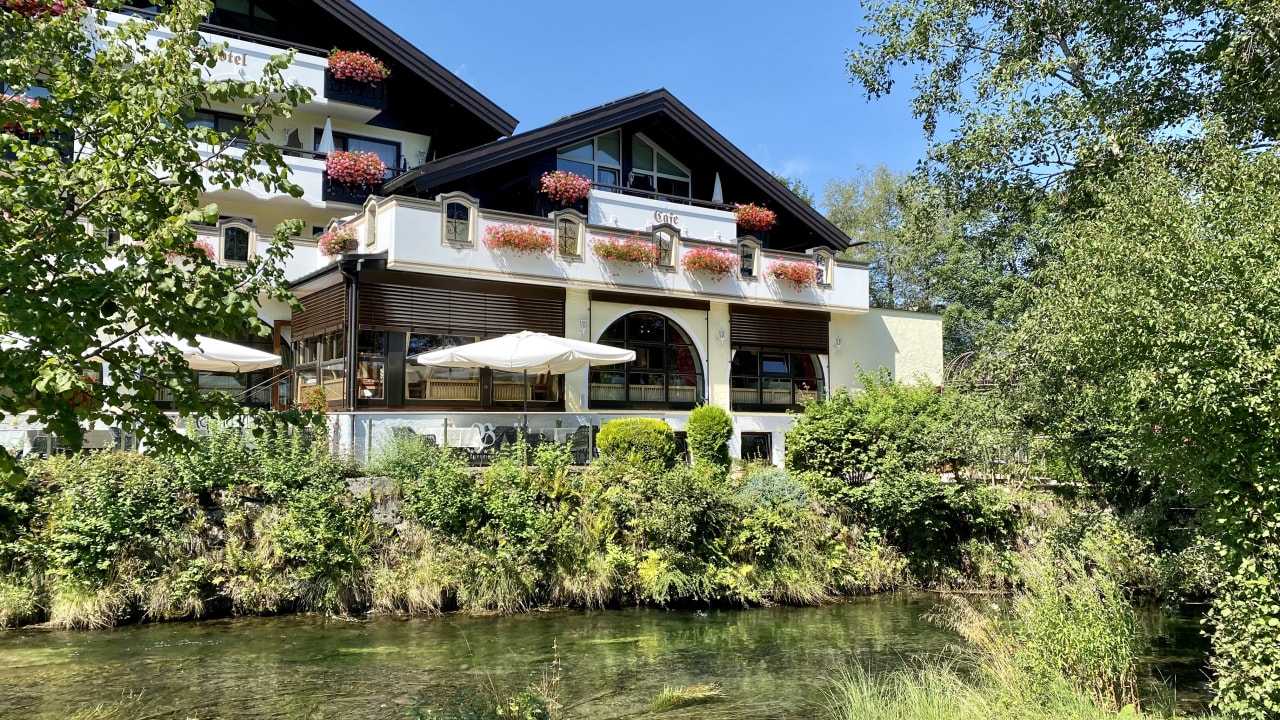 Außenansicht Parkhotel Burgmühle