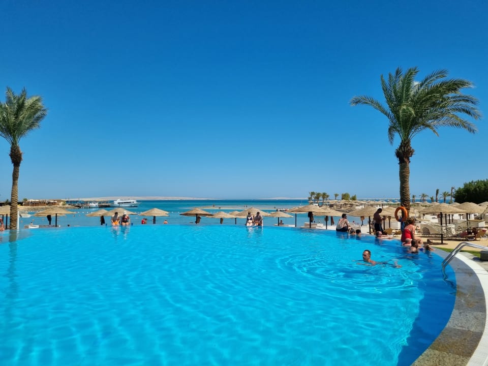 Pool JAZ Elite Casa del Mar Beach