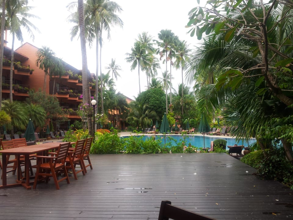 Blick vom Frühstückstisch Courtyard by Marriott Phuket, Patong Beach Resort