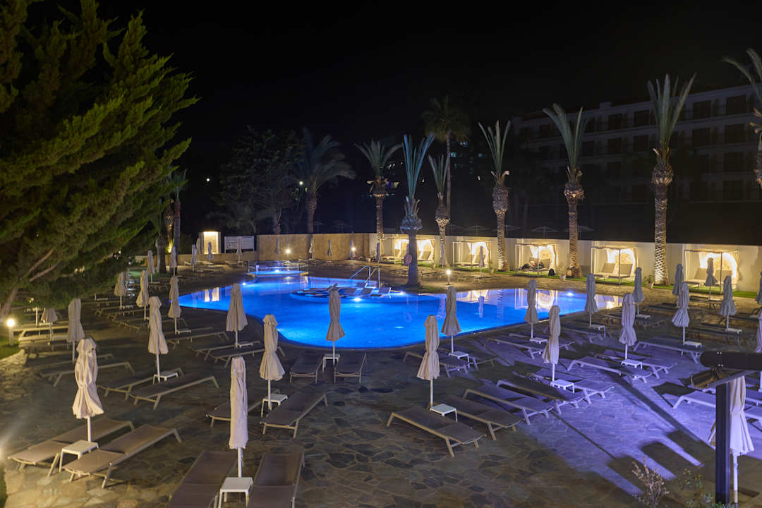 Pool Bohemian Gardens Hotel