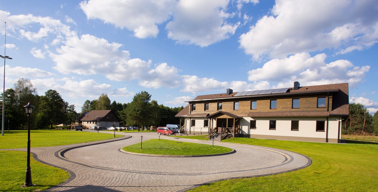Hotel building Hotel Igne