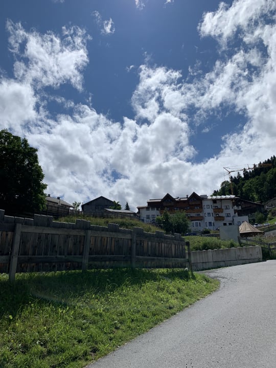 Außenansicht Kinderhotel Laderhof