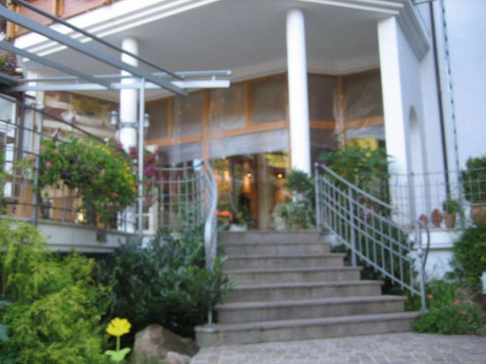 Hotel Eingang Naturparkhotel Adler