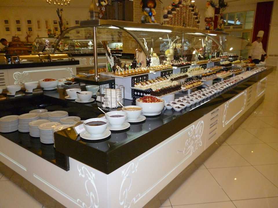 Das Buffet am Abend. Hotel Delphin Imperial