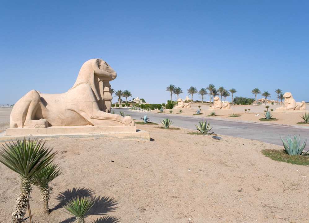 Anfahrtstraße The Breakers Diving & Surfing Lodge