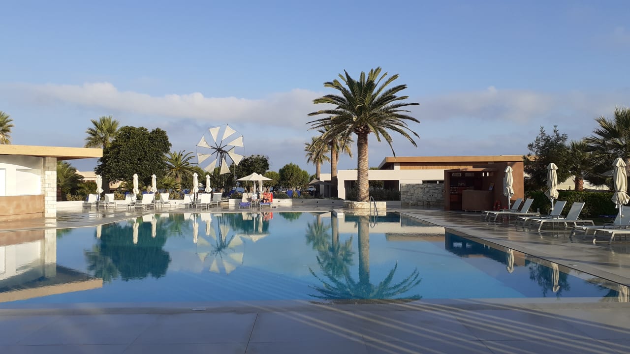 Pool Anissa Beach & Village