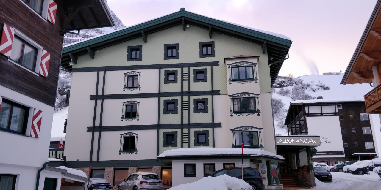 Außenansicht Hotel Albona Nova