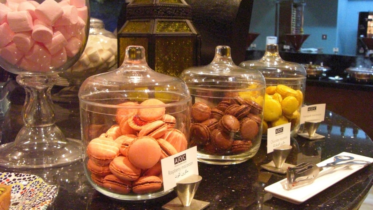Macarons Sofitel Dubai Jumeirah Beach