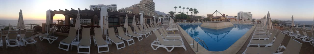 360° Pool Iberostar Waves Bouganville Playa