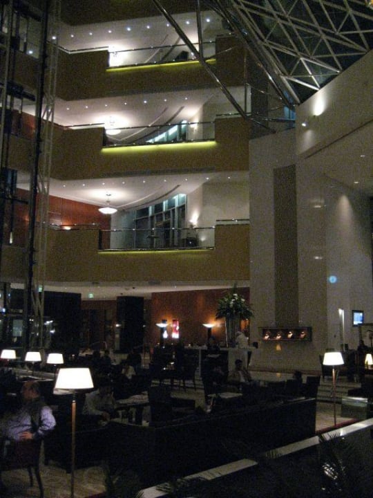 Emirates Towers, Lobby Hotel Jumeirah Emirates Towers