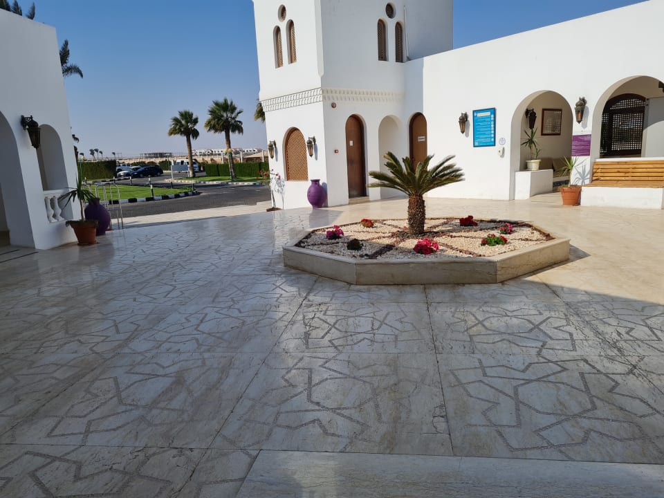 Außenansicht Hotel Mercure Hurghada