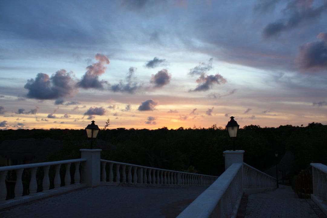 Blick über die Anlage Grand Palladium Select White Sand Resort & Spa