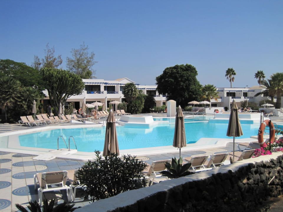 Kleiner Pool Relaxia Olivina