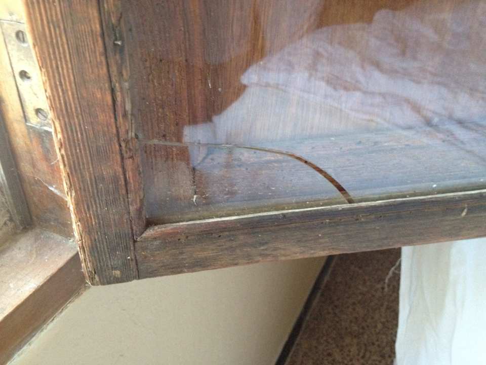 Kaputte Fensterscheibe Finca Kalotta