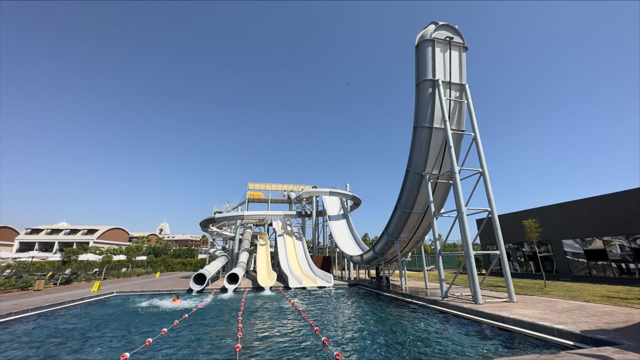 Pool Jacaranda Luxury Resort