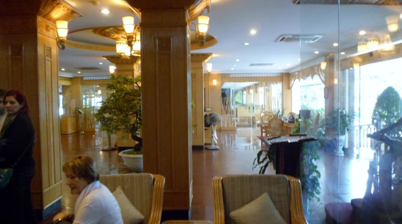 Lobby Hotel Huong Giang