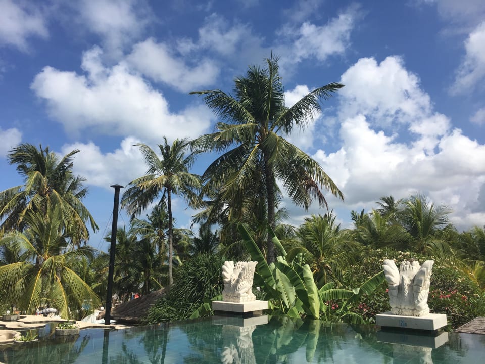 "Infinity adults only pool" Bali Mandira Beach Resort & Spa (Legian) • HolidayCheck (Bali