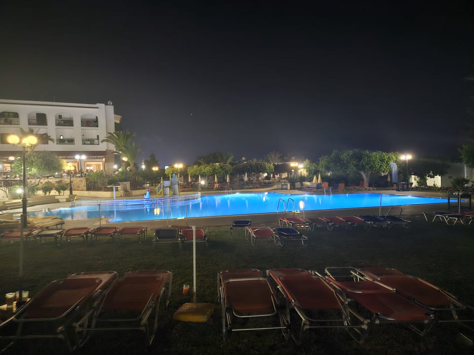 Pool TUI SUNEO Chrissi Amoudia