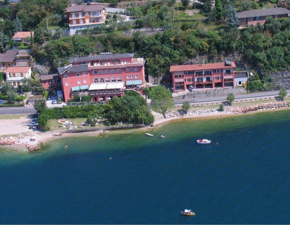 Foto esterno Hotel Merano