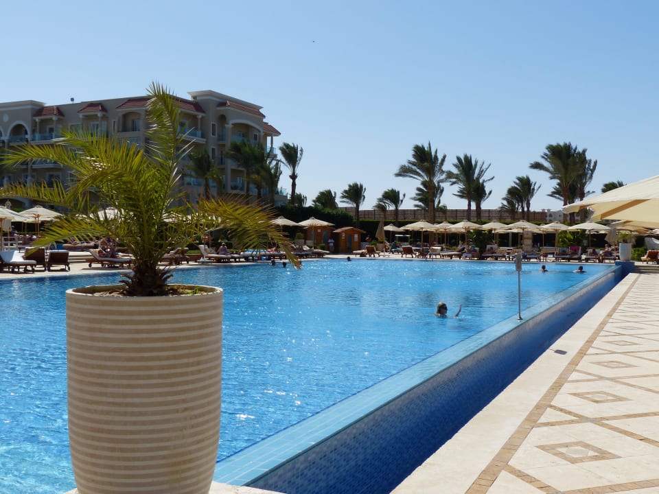 Meerwasserpool Premier Le Reve Hotel & Spa