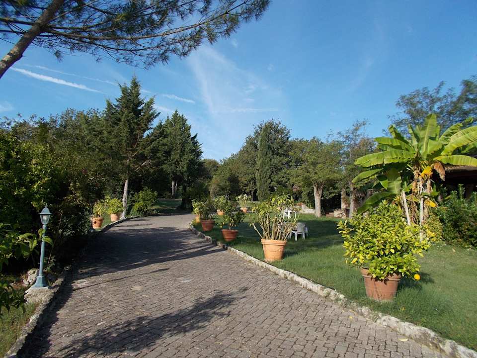 Hotelzufahrt Hotel Il Pietreto