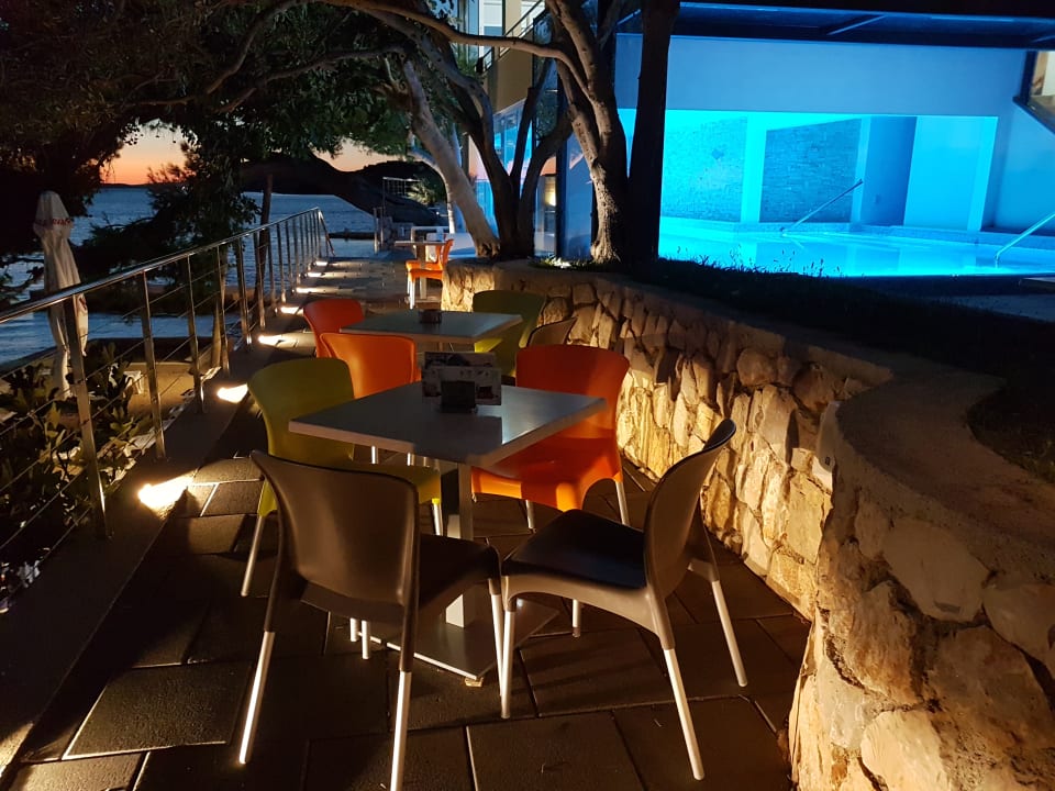 Gartenanlage Hotel & Apartments Vila 4m