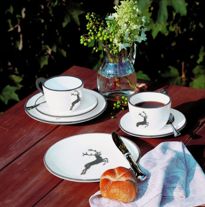 Grauer Hirsch Ferienwohnungen Schittlerhaus