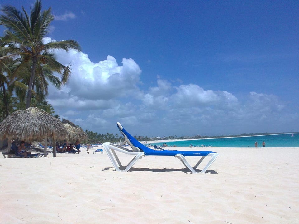 Liege am Strand Royalton Splash Punta Cana