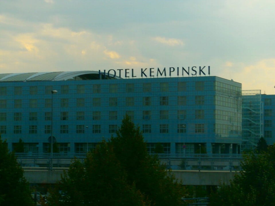 Von Terminal 2 aus Hilton Munich Airport