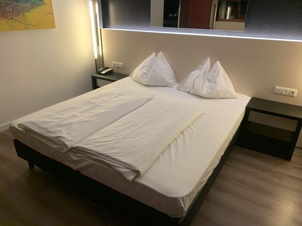 Zimmer Pannonia Tower