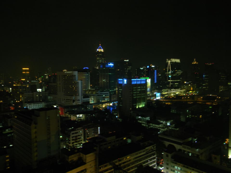 Blick aus dem 26. Stock bei Nacht Royal Benja Hotel