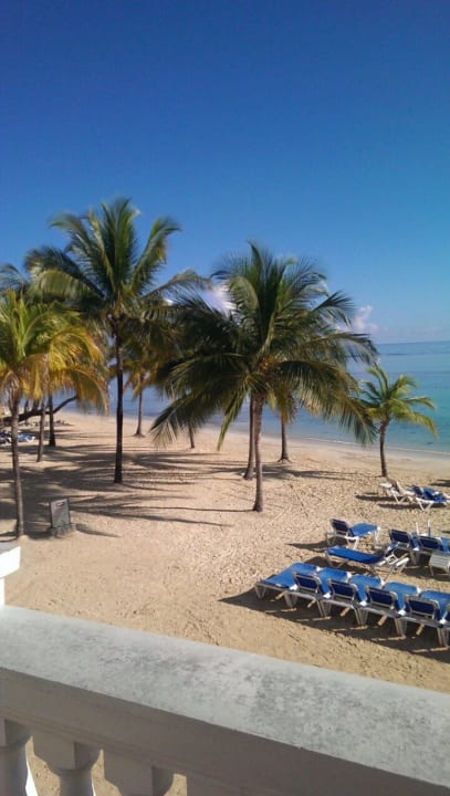 Blick auf Strand Hotel Riu Ocho Rios