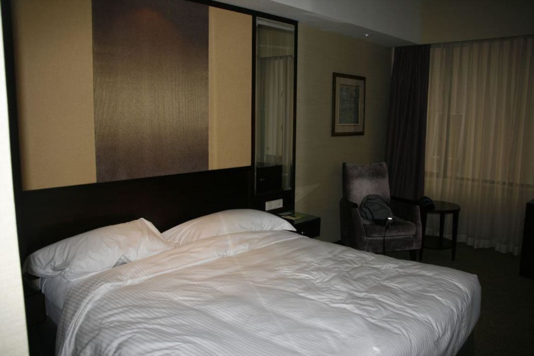 XXL-Bett Hotel Royal Plaza on Scotts