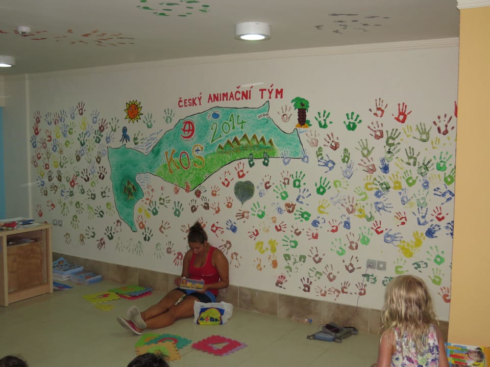 Großer Raum für Kidsclub Hotel Kouros Palace