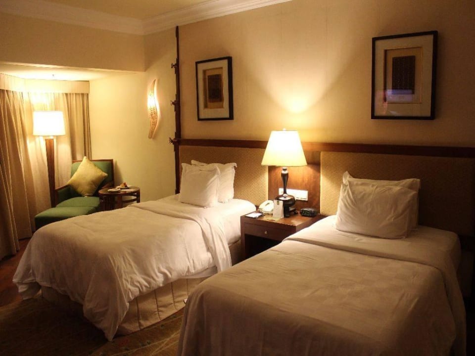 Sehr bequeme Betten...  The Laguna A Luxury Collection Resort & Spa