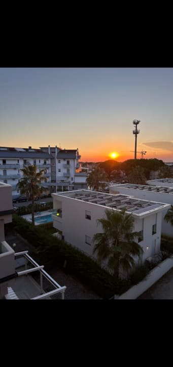 Außenansicht Domino Suite Hotel