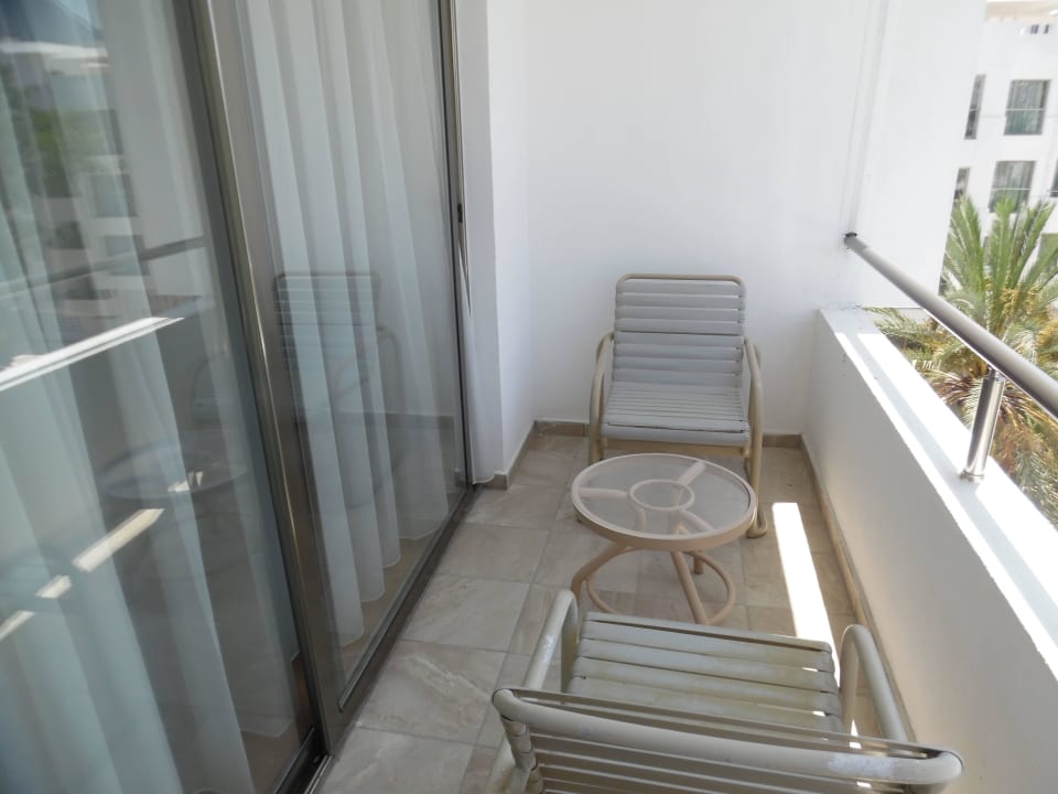 Zimmer 332 - Balkon Jasmine Court Hotel and Casino