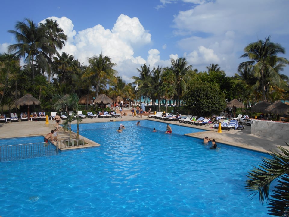 Pool Viva Azteca by Wyndham - All Inclusive Resort