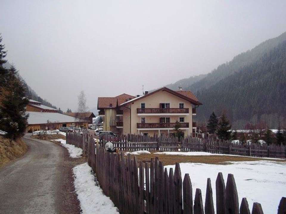 Wanderweg zum Hotel Alphotel Tyrol