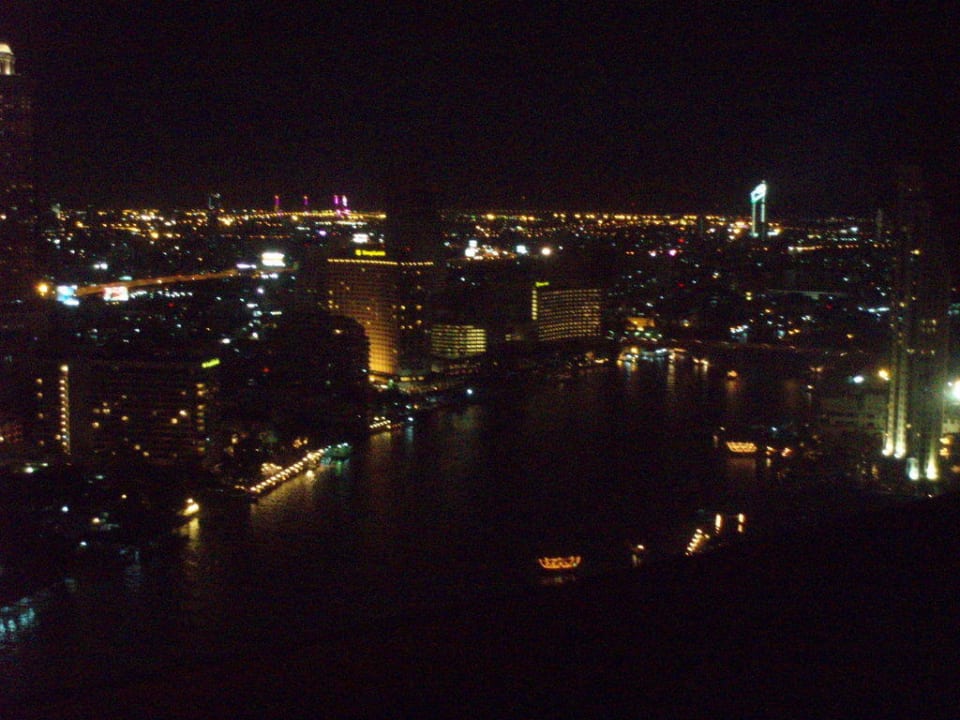 Ausblick von der Skybar Millennium Hilton Bangkok