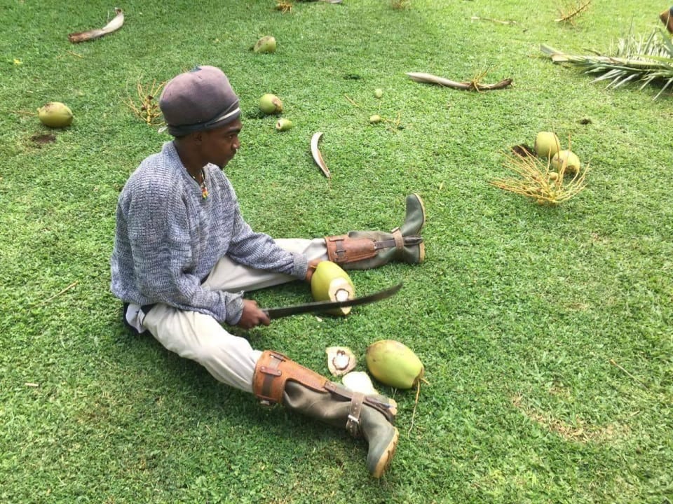 Coconut men Hotel Sugar Beach Viceroy Resort
