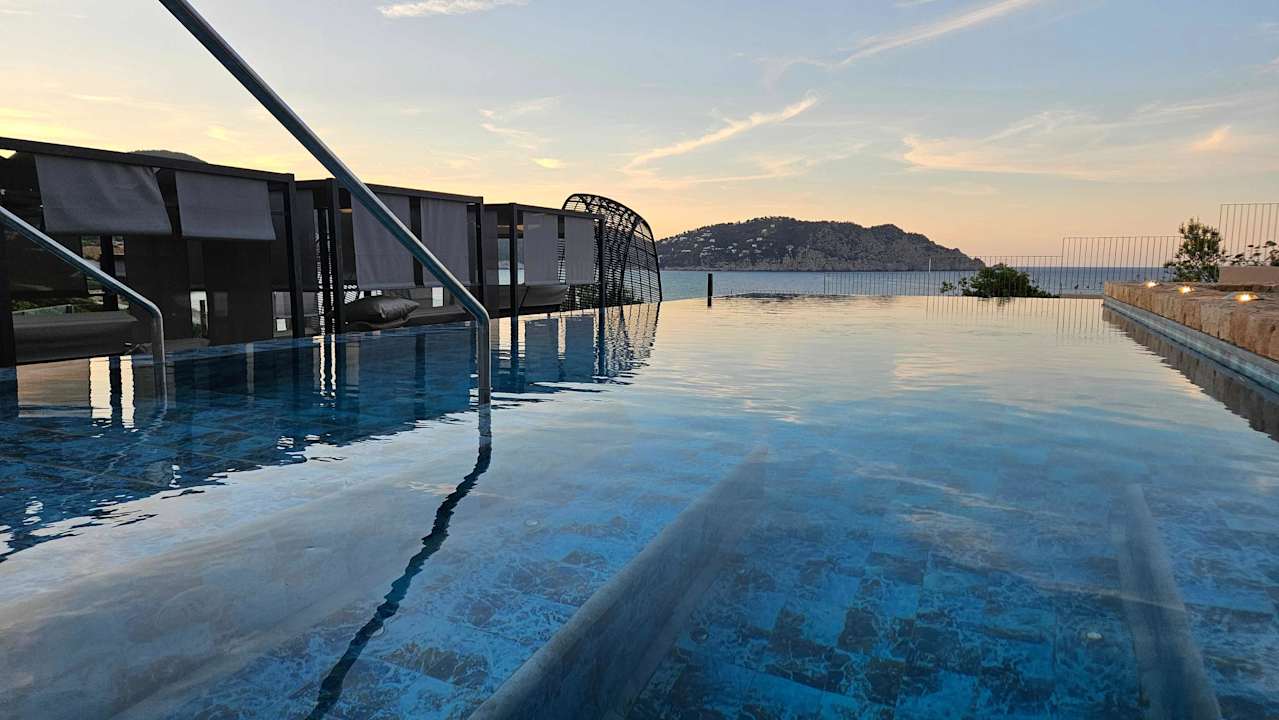 Pool Sentido Cala Verde