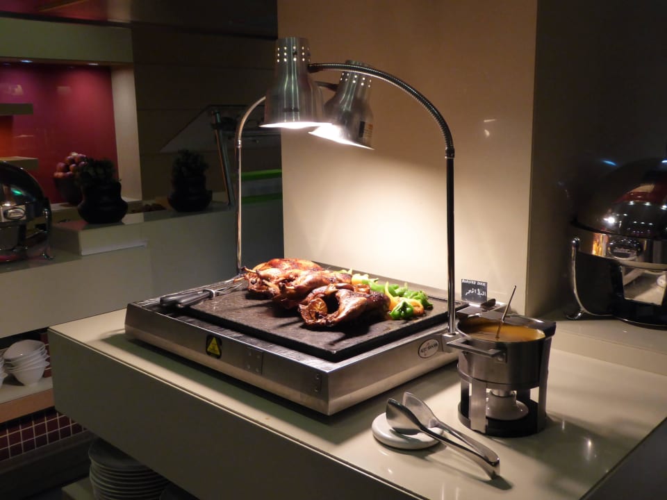 Buffet Four Points by Sheraton Al Ain