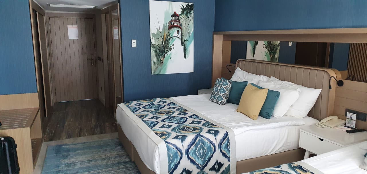 Zimmer Royal Wings Hotel