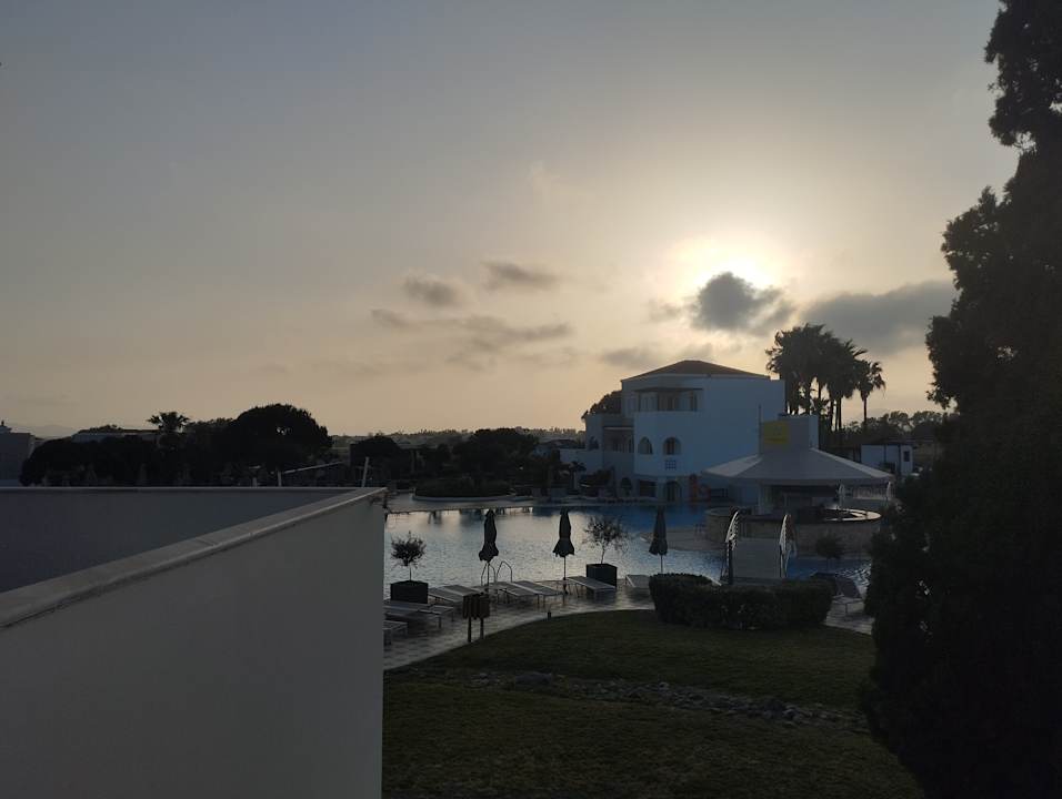 Außenansicht Atlantica Marmari Palace