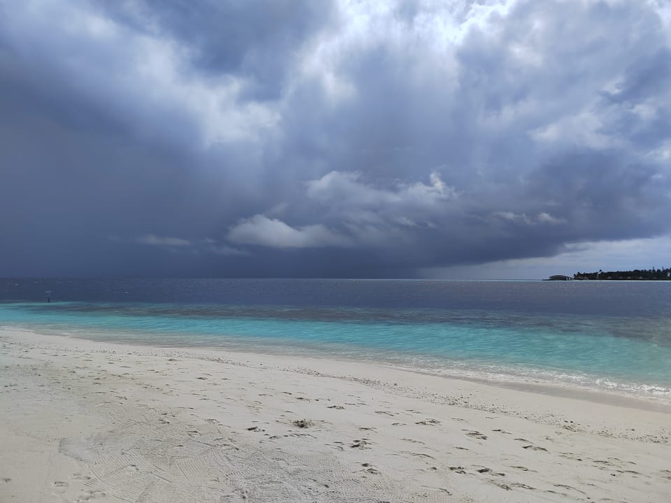 Strand Dhawa Ihuru